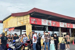 Tuyến phà Đồng Bài - Cái Viềng hoạt động trở lại, đảo Cát Bà thoát cảnh cô lập