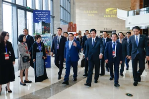 Thủ tướng dự lễ hội văn hoá-du lịch Việt Nam tại Vân Nam, Trung Quốc