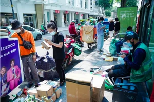 Hàng nhập khẩu dưới 1 triệu đồng gửi qua chuyển phát nhanh có thể bị thu thuế VAT