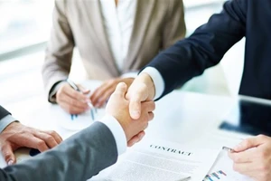 Khó khăn việc đấu giá bán cổ phần để thoái vốn nhà nước 