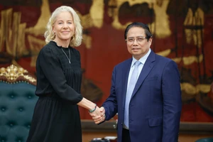 Một tập đoàn may mặc Thụy Điển dự kiến đầu tư nhà máy 1 tỉ USD tại Bình Định