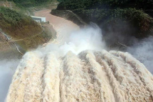 Nghệ An thông tin về đỉnh lũ lịch sử và việc xả lũ điều tiết hồ thủy điện Bản Vẽ 