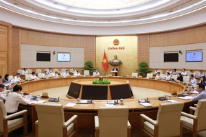 Thủ tướng chủ trì phiên họp Chính phủ chuyên đề pháp luật tháng 7