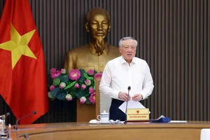 Phó Thủ tướng: Nâng cao 'sức đề kháng' cho cán bộ, đảng viên để 'miễn dịch' với thông tin xấu độc