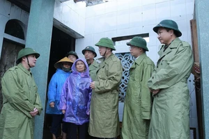 Phó Thủ tướng Trần Hồng Hà kiểm tra công tác khắc phục hậu quả bão số 5 tại Hà Tĩnh