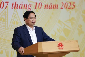 Thủ tướng: Không để tình trạng tàu cá đi đâu 6 tháng trời mà không quản lý được