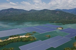 Đề xuất đầu tư 3 dự án điện mặt trời nổi trên hồ thủy điện tại Lâm Đồng