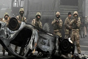 Tổng thống Kazakhstan lệnh cho cảnh sát bắn bỏ 'đối tượng gây bạo loạn'