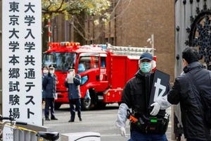 Nam sinh Nhật chém 3 người ngay trước cổng ĐH Tokyo vì áp lực điểm kém