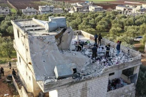 Thủ lĩnh IS tại Syria nổ bom tự sát khi đặc nhiệm Mỹ đột kích