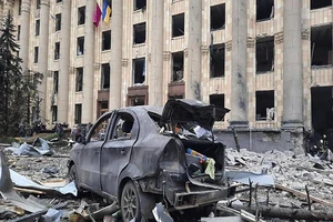 Ukraine đề nghị được xoá khoản nợ nước ngoài 57 tỉ USD