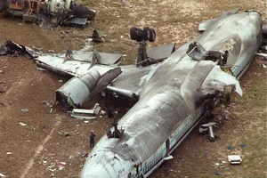 Thế giới chia buồn, hỗ trợ Trung Quốc điều tra vụ máy bay rơi