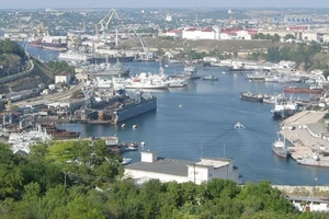 Ảnh vệ tinh cho thấy tàu mang cờ Nga chở ngũ cốc Ukraine đến Syria