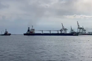 Tàu chở ngũ cốc Ukraine đầu tiên rời cảng, Thổ Nhĩ Kỳ tiết lộ hải trình 
