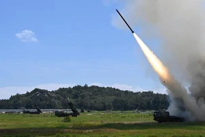 Mỹ nói không để Trung Quốc gây áp lực lên Đài Loan, Bắc Kinh tuyên bố hoàn thành tập trận