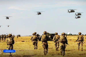 Mỹ 'rót' thêm quân tới châu Âu sau khi Nga nói đang đối đầu NATO ở Ukraine 