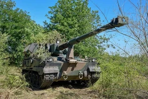 VIDEO: Ukraine khoe tốc độ của đoàn pháo tự hành Krab ở Kharkiv 