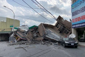 Cảnh báo sóng thần sau trận động đất mạnh 6,9 độ Richter ở Đài Loan 