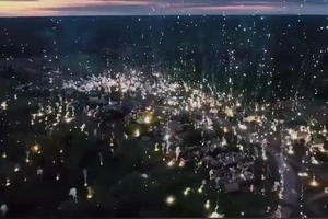 VIDEO: ‘Mưa’ bom cháy 9М22С ở tỉnh Donetsk 