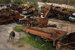 Nóng Nga-Ukraine 6-10: Giằng co ở 4 tỉnh Nga vừa sáp nhập; quan chức Nga chê báo cáo chiến sự của Bộ Quốc phòng Nga 