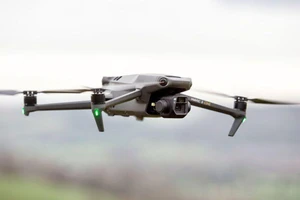 VIDEO: Tác chiến điện tử Nga hạ UAV Ukraine mà không cần bắn phá 