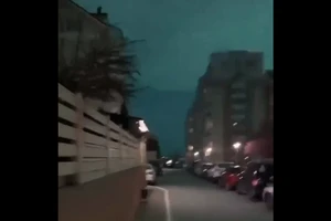 VIDEO: Chớp sáng bí ẩn trên bầu trời Kiev 