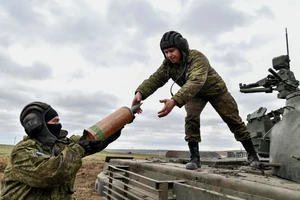 Nga điều chỉnh chiến thuật chống Ukraine phản công