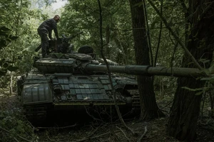 Nóng Nga-Ukraine 3-10: Tình báo Ukraine nói Moscow cạn hệ thống phòng không; Nga hạ 45 UAV Ukraine, nhiều vũ khí phương Tây