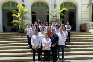 Học sinh TP.HCM trổ tài làm đầu bếp Pháp 