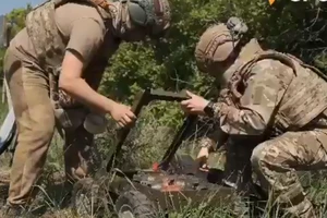 VIDEO: Robot cảm tử ’Ếch' của Nga lần đầu tham chiến ở Ukraine 