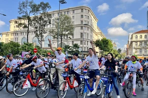 Lãnh đạo TP. Roterdam cùng đoàn doanh nghiệp thăm TP.HCM 