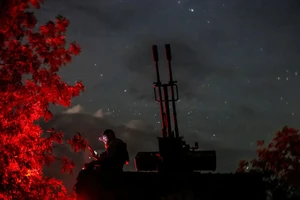 Chiến sự Nga-Ukraine 13-6: Ukraine dồn dập tập kích S-300, S-400 Nga tại Crimea; Giằng co quyết liệt Kharkiv, Donetsk 