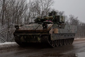 Độc lạ cách Ukraine dùng xe chiến đấu Bradley do Mỹ sản xuất