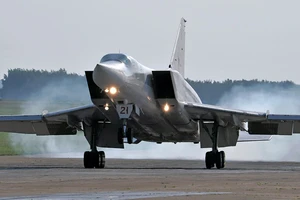 Tổng cục An ninh Nga tố Ukraine, NATO âm mưu cướp oanh tạc cơ Tu-22M3