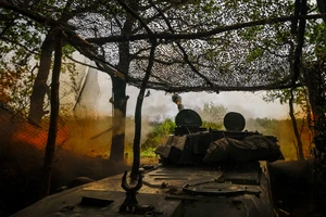 Chiến sự Nga-Ukraine 14-7: Nga có bước chuyển hướng ở Donetsk; Kiev tấn công kho dầu Nga ở tỉnh Rostov