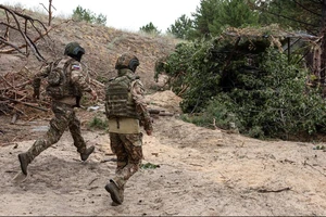 Vụ tỉnh Kursk bị tấn công: Nga nã tên lửa vào sở chỉ huy Ukraine, cứ điểm lính đánh thuê ở Kursk 