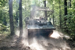 Chiến sự Nga-Ukraine 1-9: Ukraine cáo buộc Nga ‘xóa sổ’ thị trấn Sudzha ở Kursk; Ác liệt Donetsk 