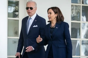 Bà Harris lên tiếng về phát ngôn vạ miệng của ông Biden