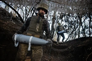 Chiến sự Nga-Ukraine 5-12: Ukraine sản xuất hàng loạt UAV lai tên lửa; Nga tập hợp quân mở mặt trận mới ở Kherson?