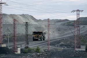 Nguồn khoáng sản, đất hiếm Ukraine mà ông Trump nhắm đến lớn cỡ nào?