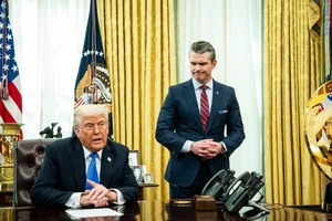 Bộ trưởng Quốc phòng Mỹ để lộ kế hoạch tấn công Houthis 