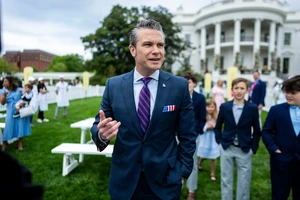 Ông Trump, Nhà Trắng lên tiếng về tin thay Bộ trưởng quốc phòng Mỹ vụ nhóm chat Signal