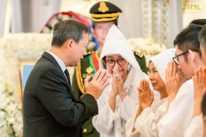 Thủ tướng Hun Manet viếng tướng Campuchia tử trận trong xung đột với Thái Lan