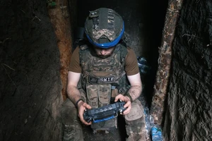 Chiến sự Nga-Ukraine 7-8: Kiev tố Moscow pháo kích các khu dân cư; Nga tấn công cứ điểm lính Ukraine