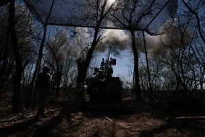 Chiến sự Nga-Ukraine 16-9: Có tin Ukraine cách chức 2 tư lệnh quân đội; Nga đánh mạnh tại Donetsk