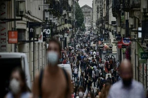 Hội chứng "COVID-19 kéo dài" vẫn là một trong những khía cạnh bí ẩn nhất của đại dịch. Ảnh: AFP