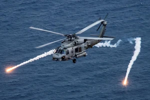 Trực thăng săn ngầm MH-60R của Mỹ. Ảnh: US NAVY