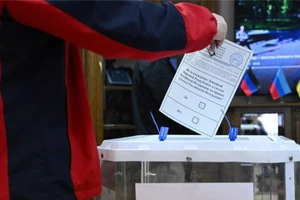 4 tỉnh ly khai Ukraine gồm Donetsk, Luhansk, Kherson và Zaporizhia bỏ phiếu trưng cầu dân ý sáp nhập vào Nga từ ngày 23 đến 27-9. ẢNH: SPUTNIK