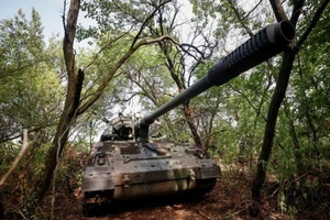  Bất lợi của Ukraine khi chuyển pháo hạng nặng cả ngàn km đến các nước NATO để bảo trì 
