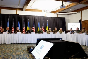 Mỹ dẫn đầu 50 nước chủ yếu là đồng minh họp tại Đức, bàn chuyện tăng hỗ trợ Ukraine